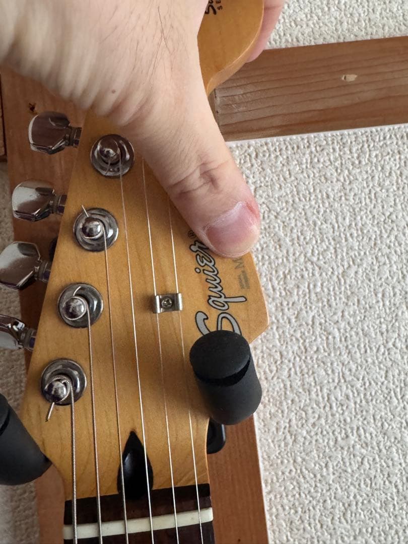 美品　国産フジゲン製　squierストラトキャスター　sst-33 silver