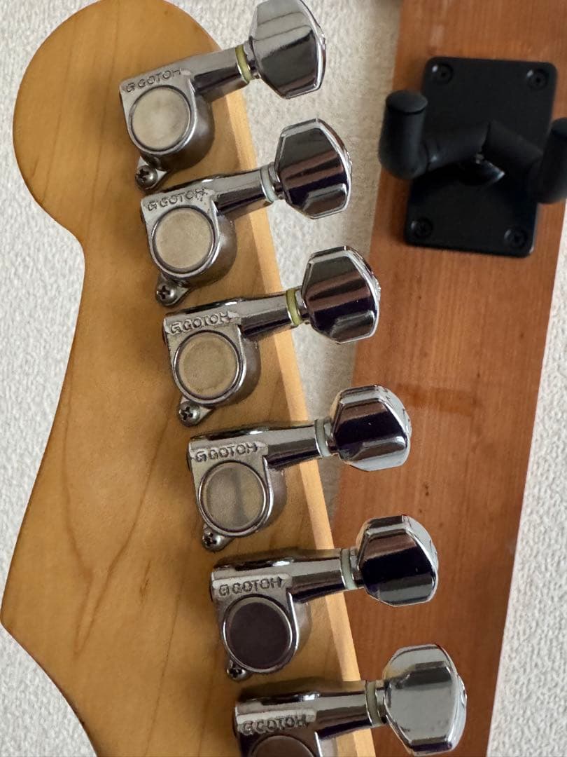 美品　国産フジゲン製　squierストラトキャスター　sst-33 silver