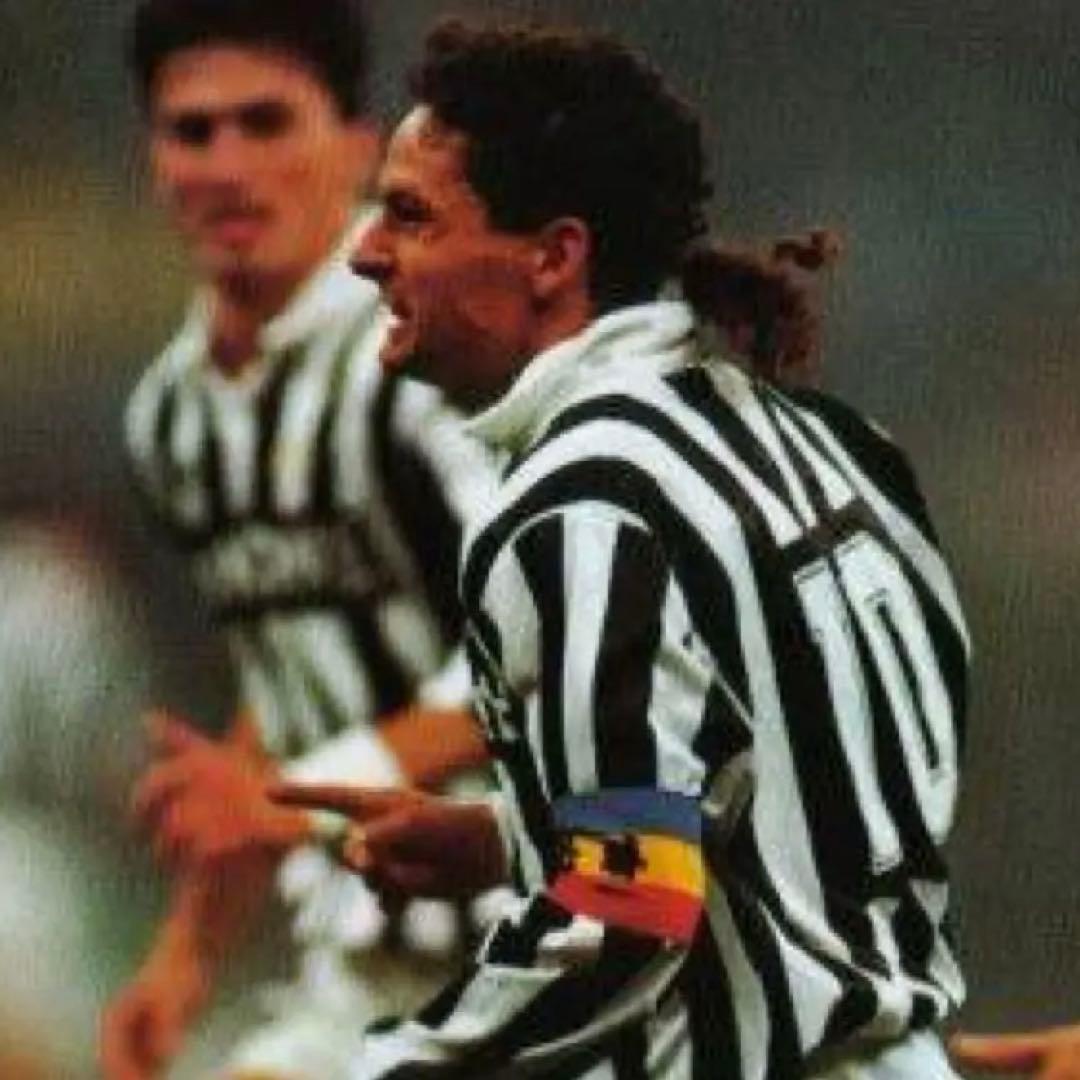 ロベルト バッジョ キャプテンマーク　必勝 イタリア ユベントス カリアリ