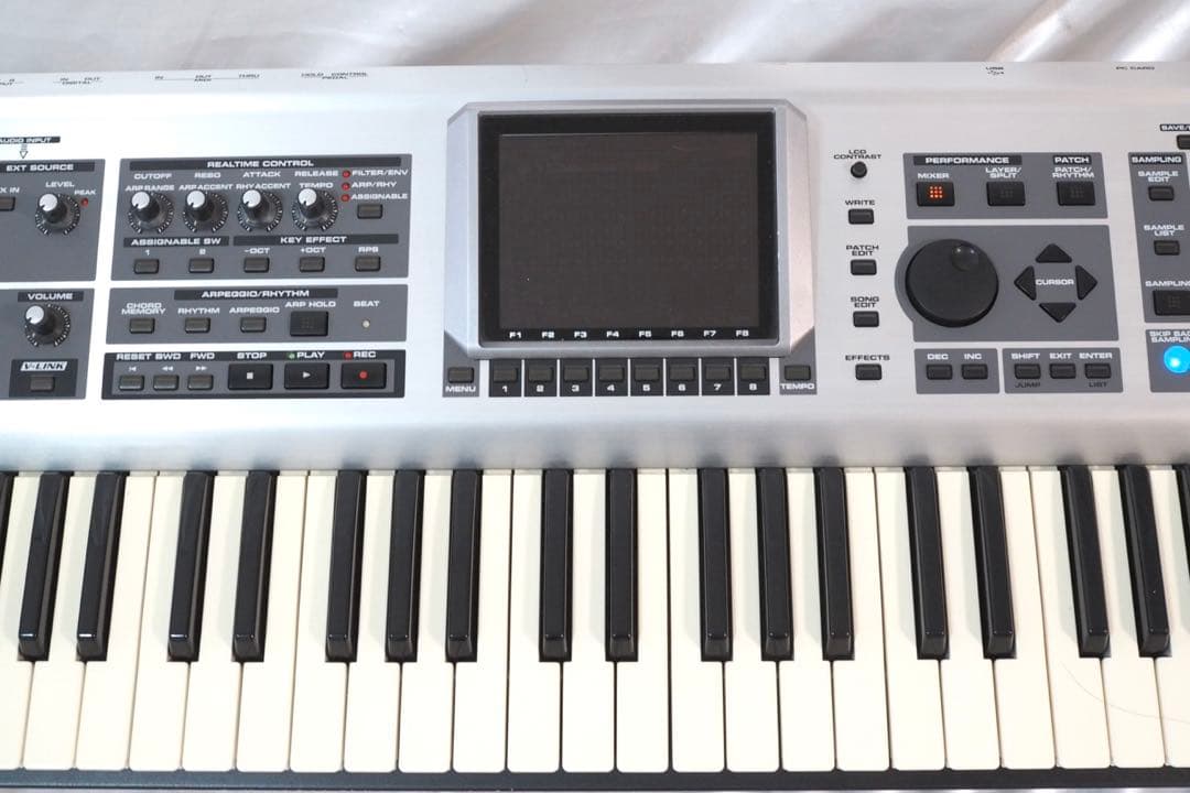 Roland Fantom-X6 シンセサイザー 動作確認済み ※液晶難あり