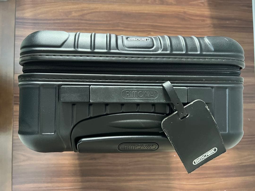 RIMOWA リモワ　サルサ　833.52　マットブラック　32リットル　2輪