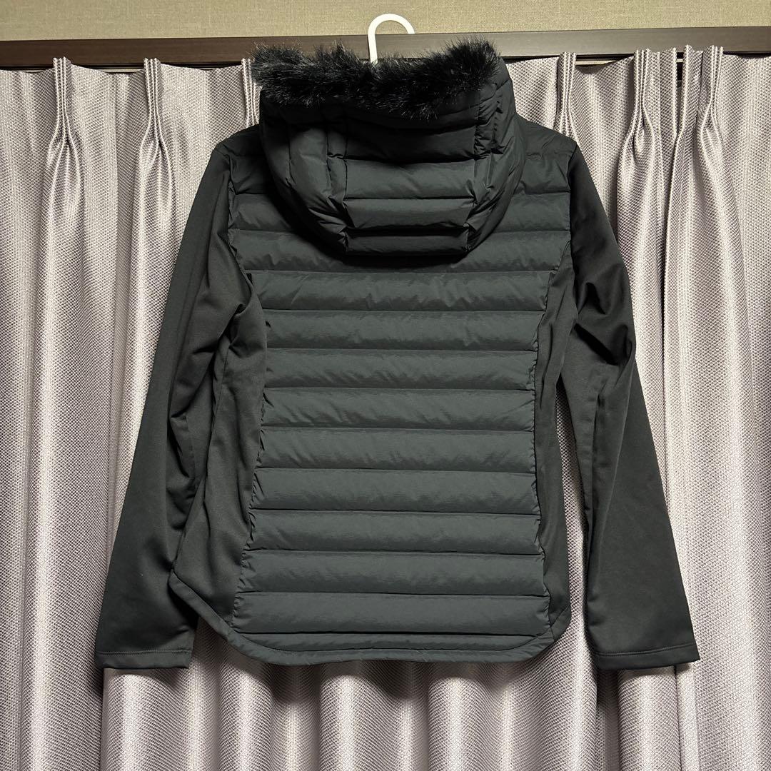 【未使用】デサント　フード付き ダウンジャケット　サイズL