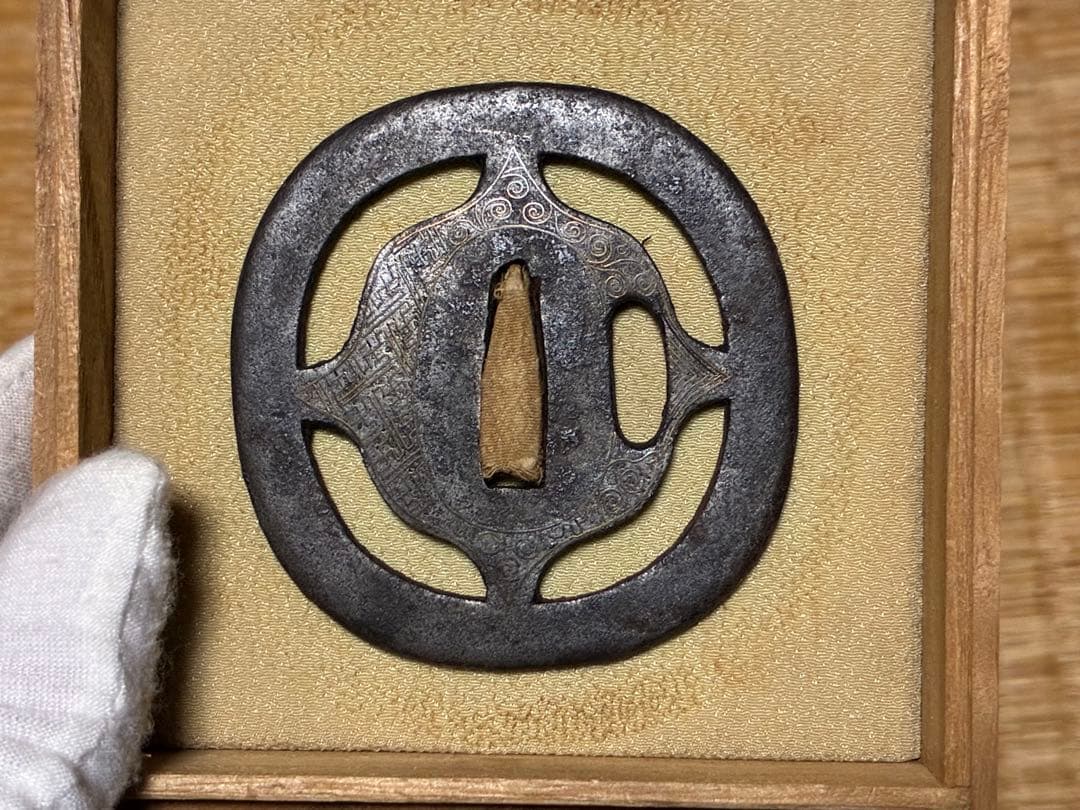 鉄製 十文字 金象嵌 鍔(つば) 刀 時代物 箱入