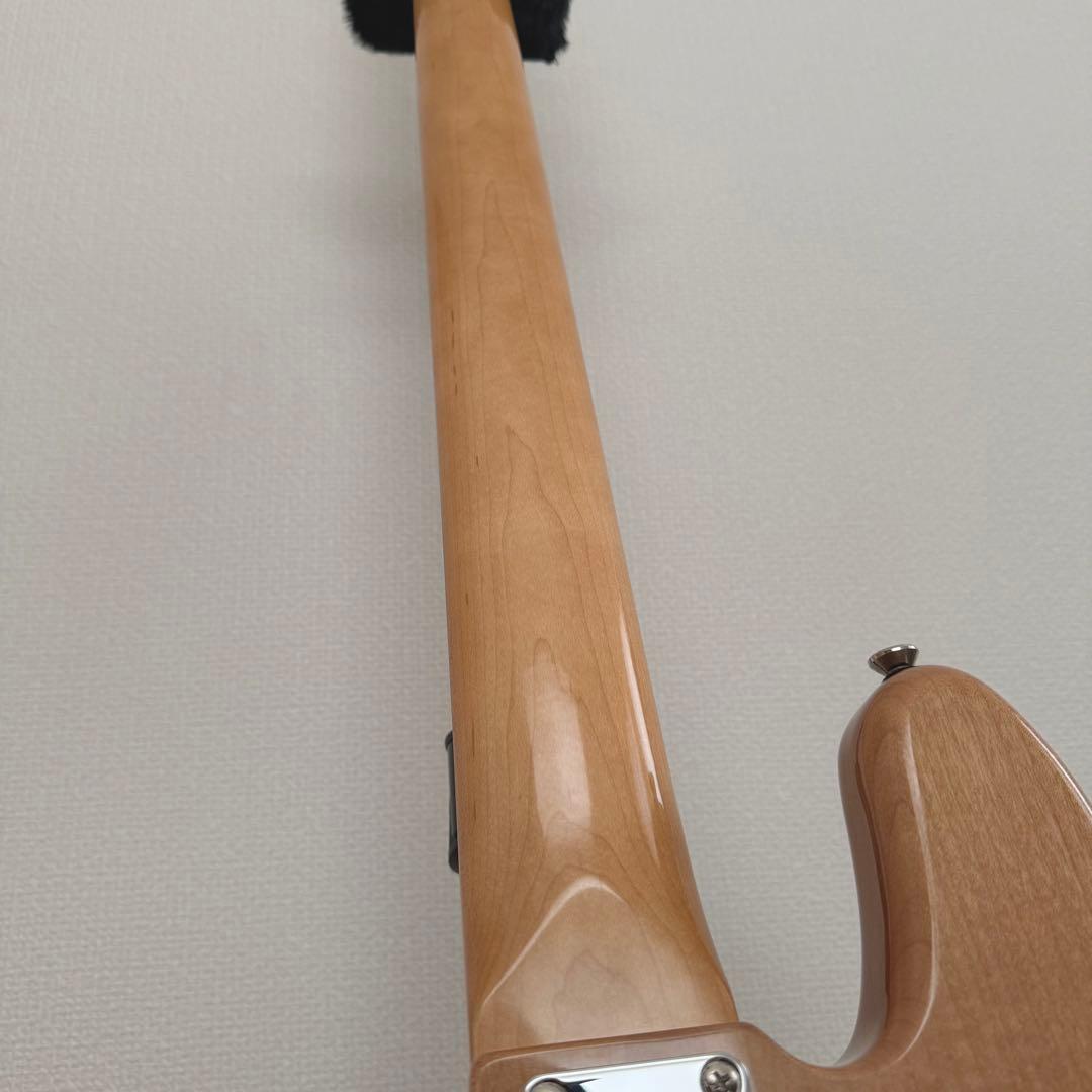 ベース Squier Classic Vibe '70s Jazz Bass V