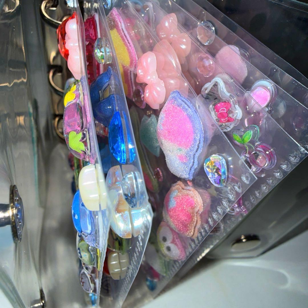 ぎっしりキラキラシール帳完成品❤︎