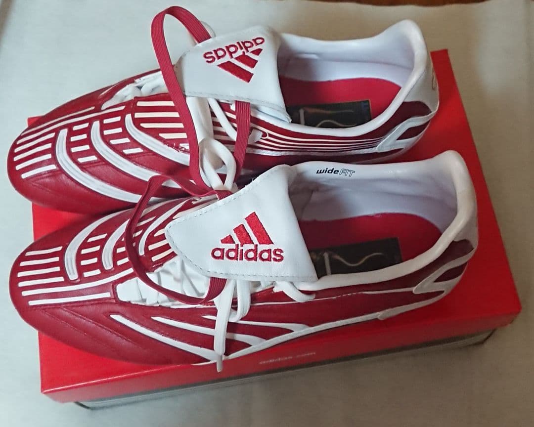 【新品】アディダス サッカーシューズ プレデター アブソリオン 26cm