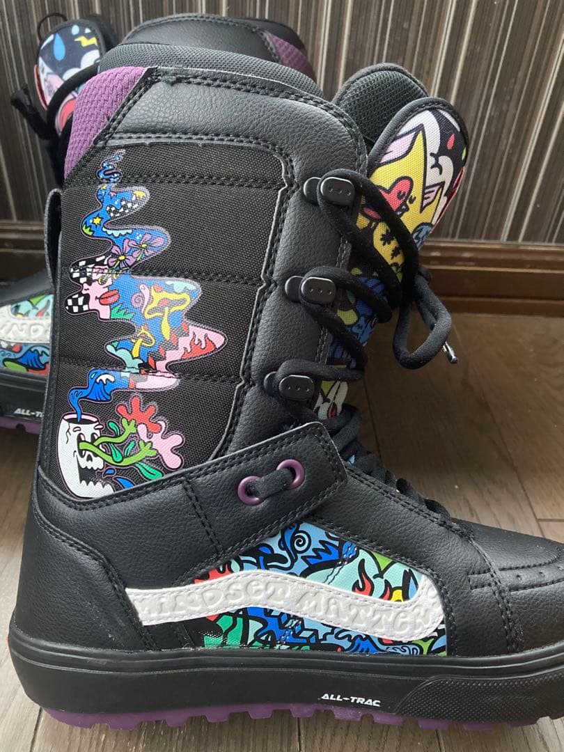 23~24モデルVANSHi-Standard OG Hannah Eddy