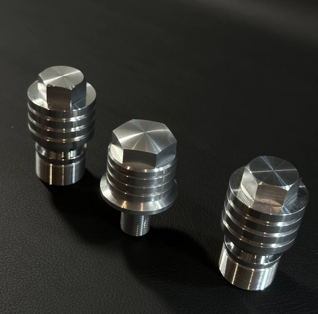 Z1 Z2 フィン仕様 フォークトップボルト ステムボルト セット m183