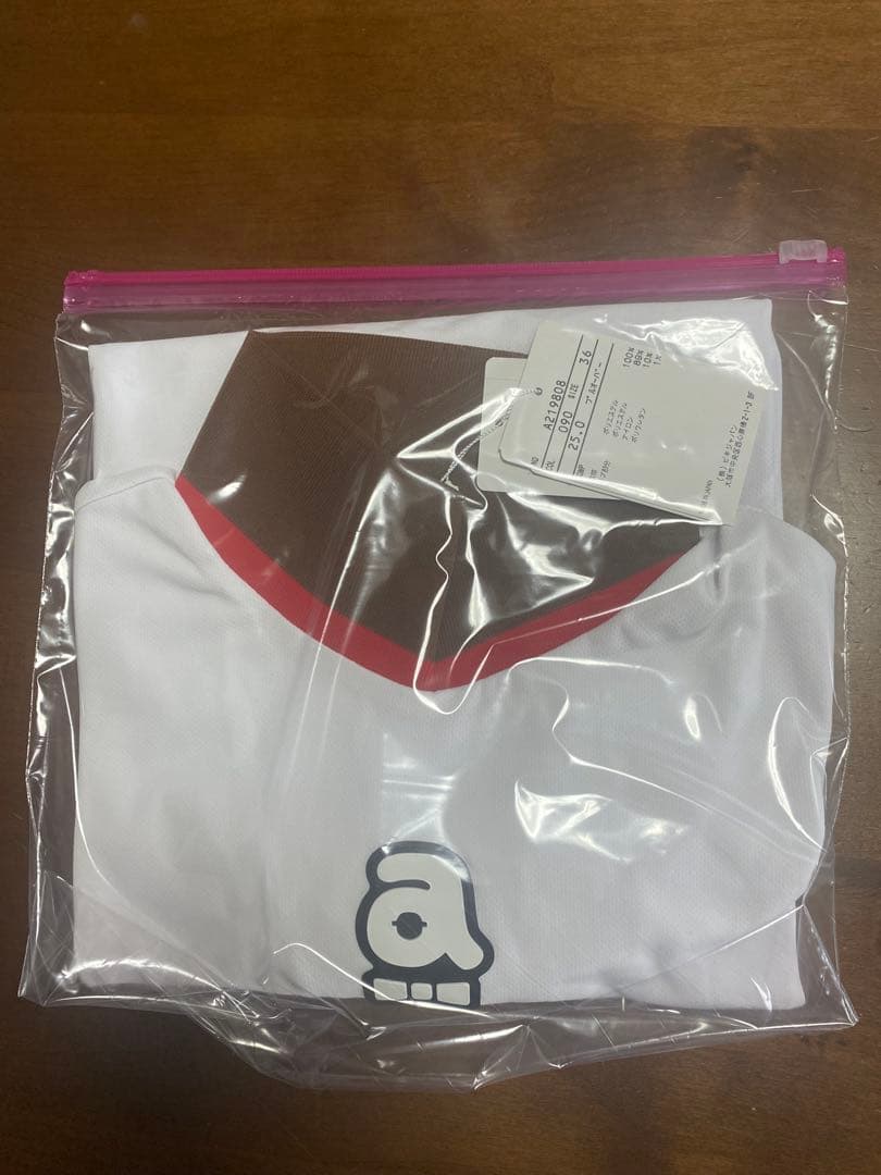 お値引きしました　新品　アルチビオ　36 プルオーバー