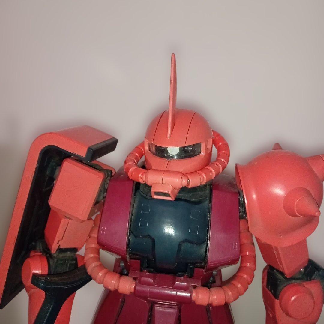 PG 1/60 MS-06S シャア専用ザクⅡ＆機動戦士ガンダム完成品　ガンプラ