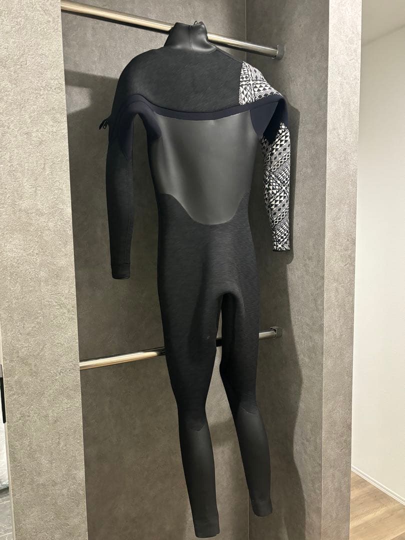 ⭐️エアタイト　ウェットスーツ　フロントジップ　⭐️美品⭐️