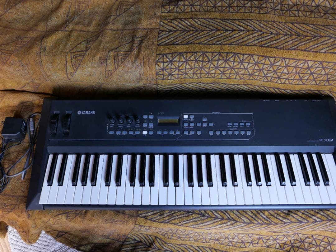 Yamaha KX61 MIDIキーボード 61鍵