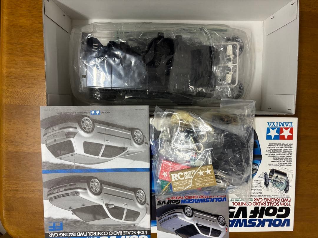 Tamiya Volkswagen Golf V5 RCカーキット