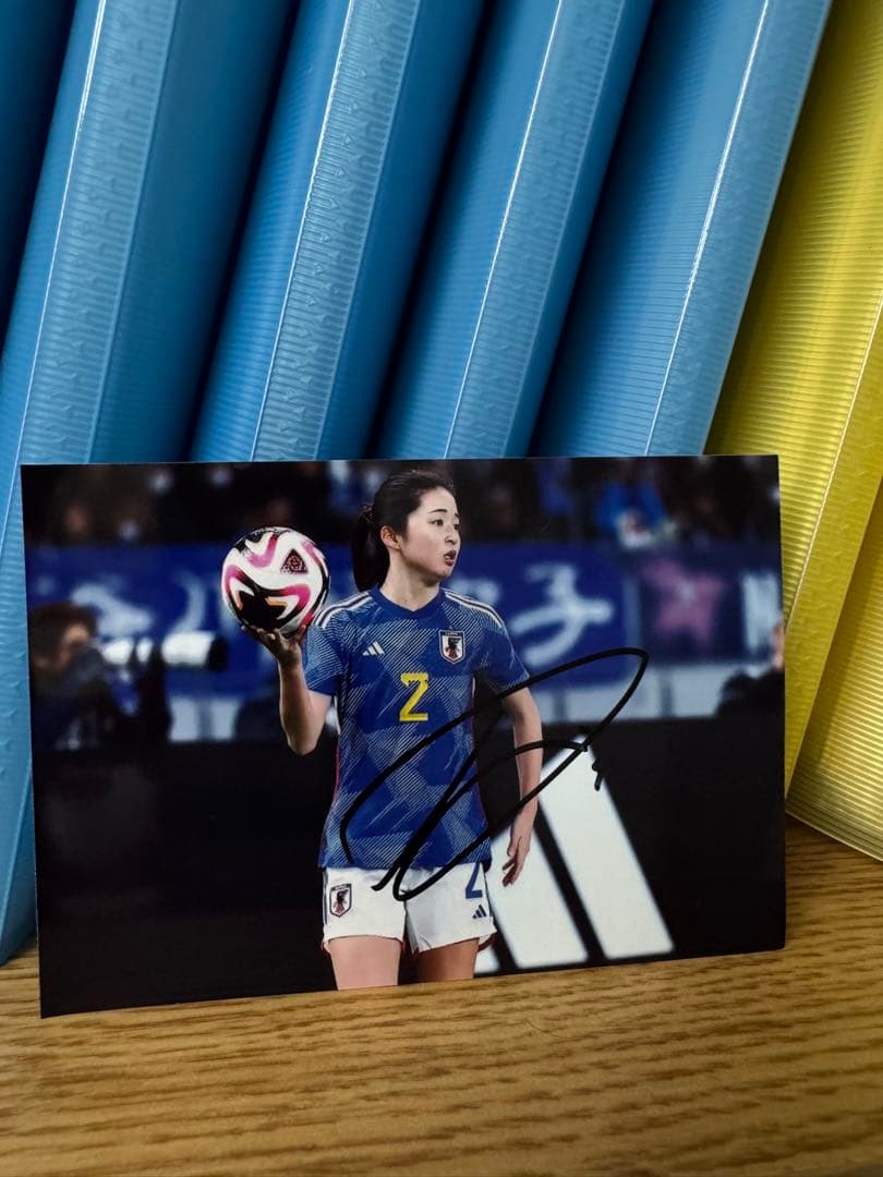 なでしこジャパン 清水梨紗 直筆サイン入り写真① マンチェスターシティ 長谷川唯