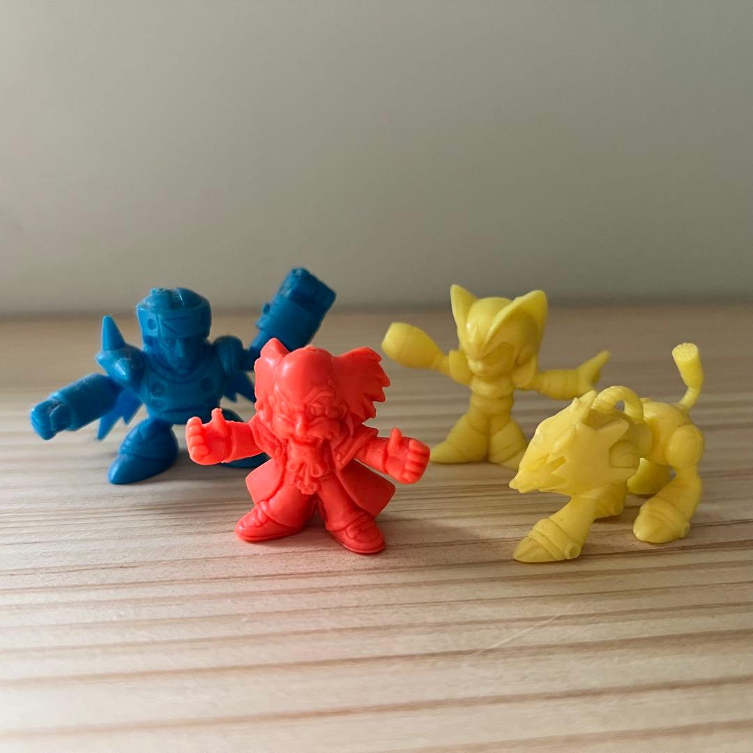 【フルコンプ　激レア】ロックマン8 ガチャ　消しフィギュア　デフォルメ