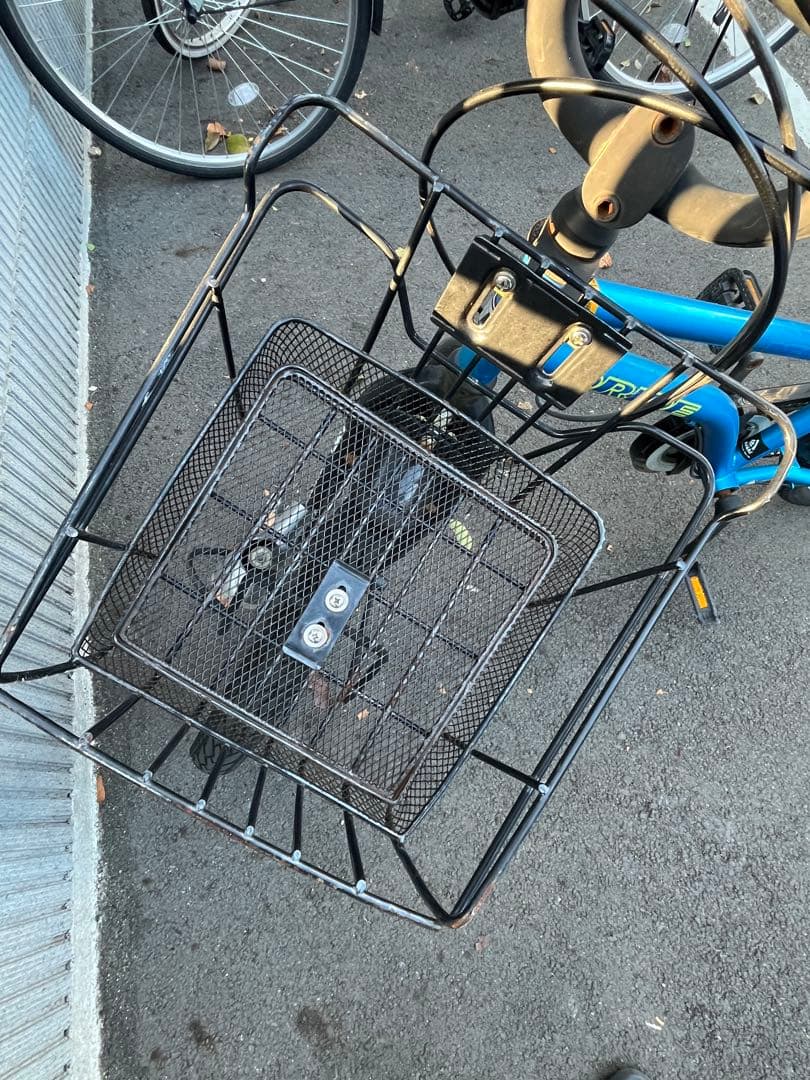 22インチ 自転車　荒川区　取引限定