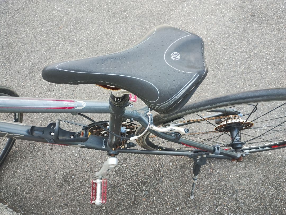 Trek FX7.4 クロスバイク　ロードバイク　現状品　引取限定　サビキズあり