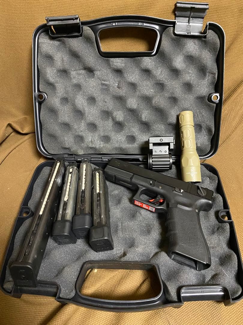 即決さらに値下げ！【東京マルイ】G18Cカスタム品_グロック