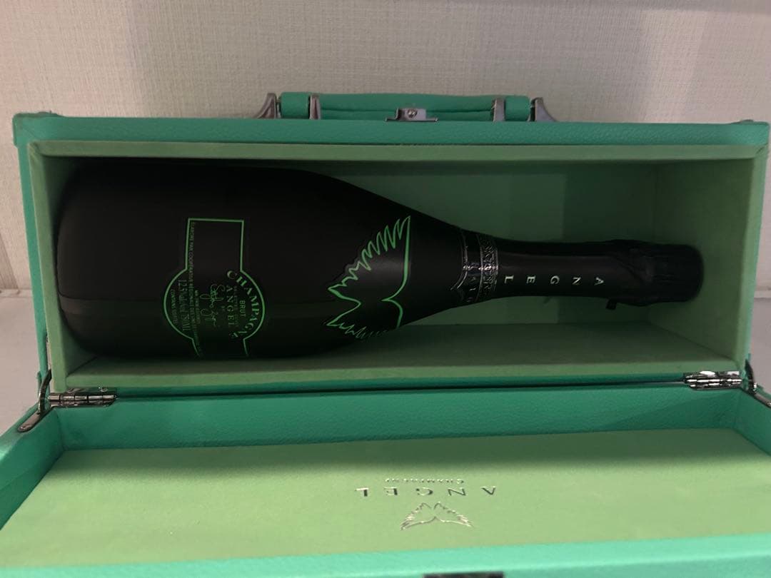 エンジェルシャンパン　グリーン　未開栓