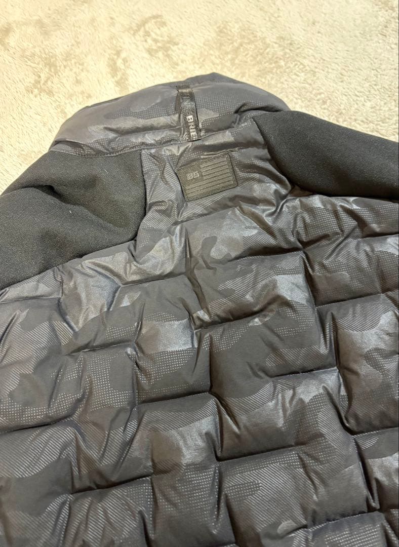 Briefing ブリーフィング　ストレッチハイブリッド　ダウンベスト