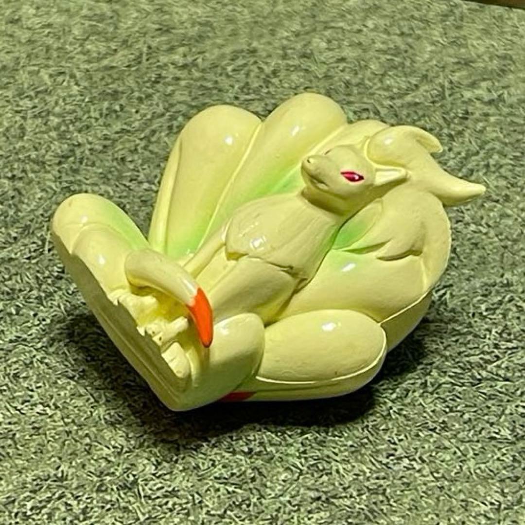 希少❗️ポケットモンスター　モンコレ　 キュウコン& ペルシアン フィギュア