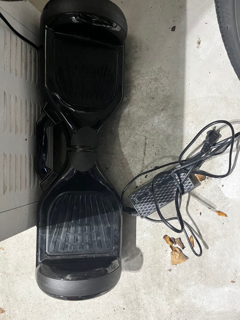 ブラック 電動スケボー 充電器付き