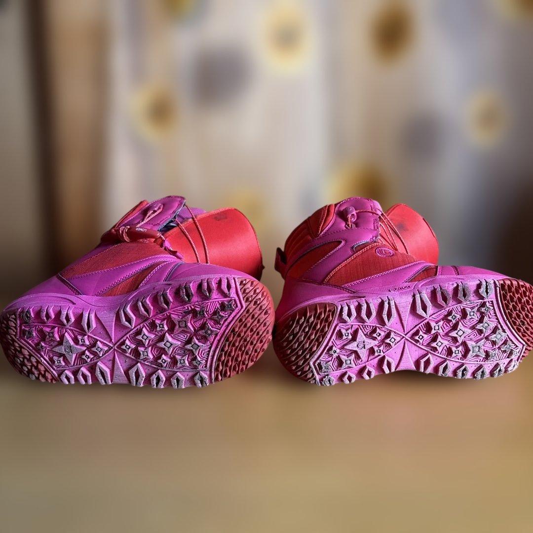 バートン　ピンク/レッド スノーボードブーツ