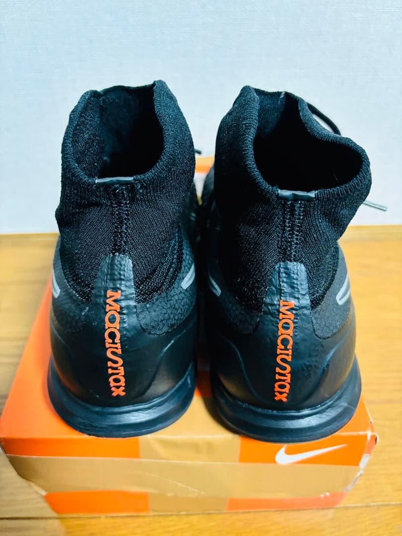 マジスタXプロキシモII IC ティエンポフットサルファントムAGHGFGナイキ