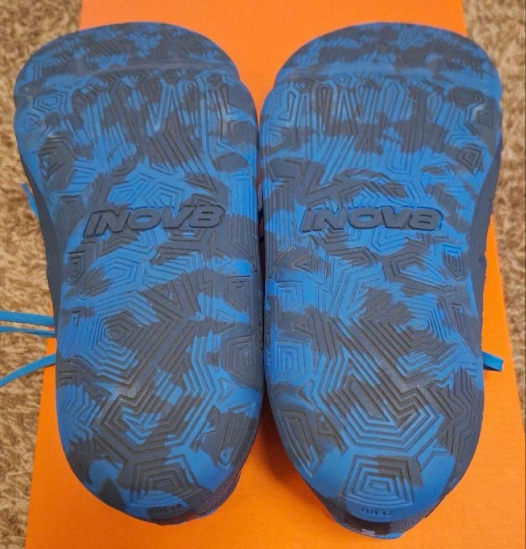 inov8 bare シューズ