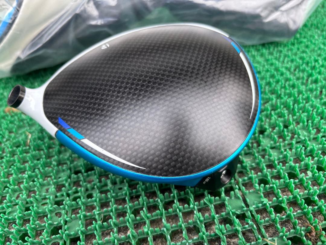 テーラーメイド SIM2ドライバー 9度 ヘッドのみ 新品カバー付き