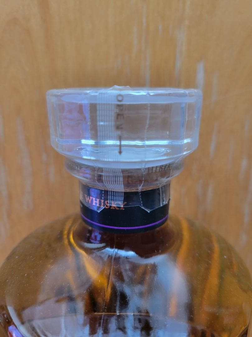 サントリーウイスキー響700MI 1本