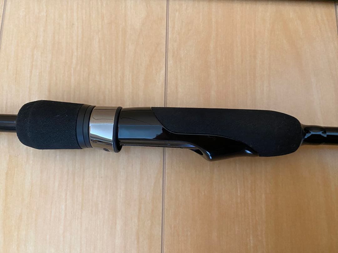 ブラックライオン　ラーテル77