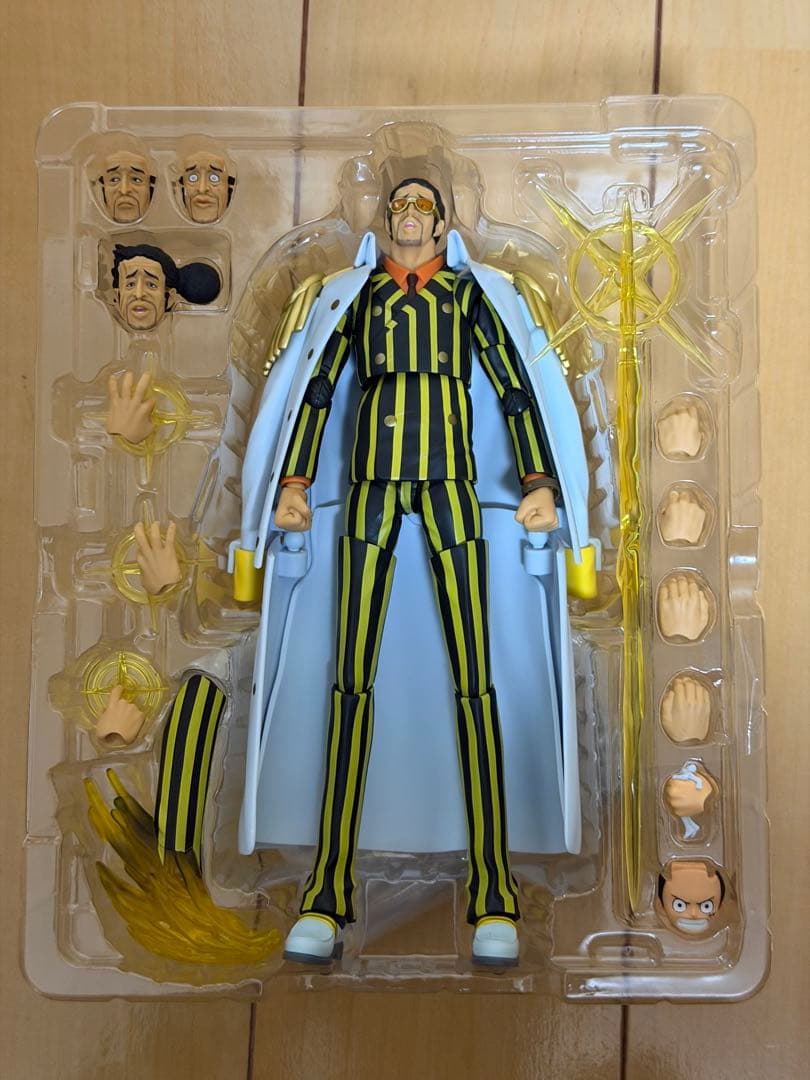 s.h.figuarts ボルサリーノ　黄猿　ワンピース　フィギュアーツ