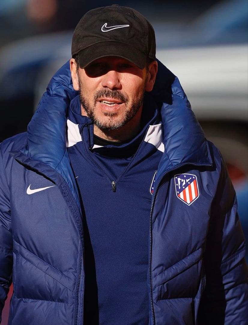 チョロシメオネ　インテルシャツ