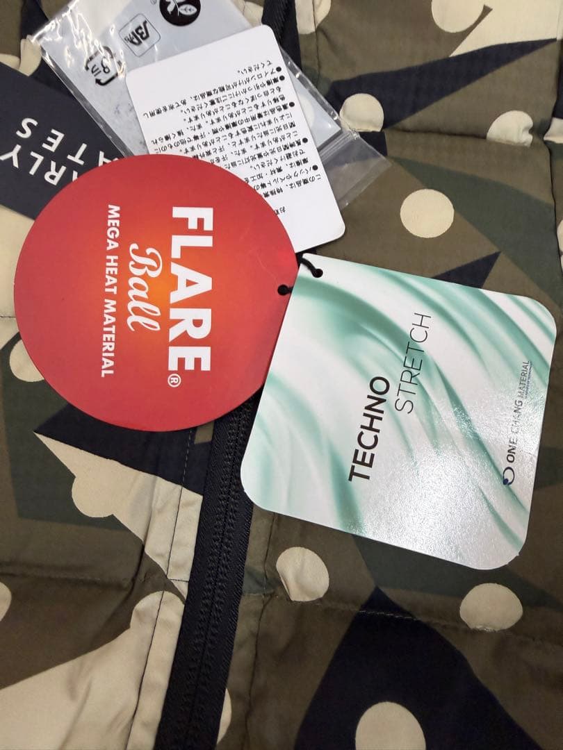 ¥90,200新品パーリーゲイツ中綿セットアップ撥水保温防水ブルゾンパンツ真冬に