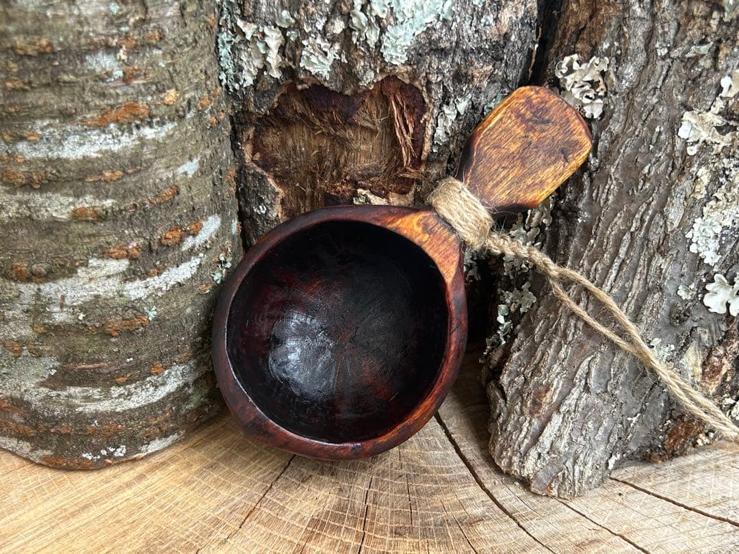 suns wood 手彫り　ククサ　白樺　漆塗り　ソロキャン　一点もの　野営