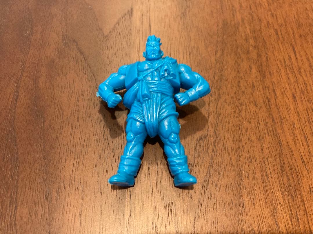 ドラゴンクエスト6 Ⅵ 消しゴム　ハッサン　青色