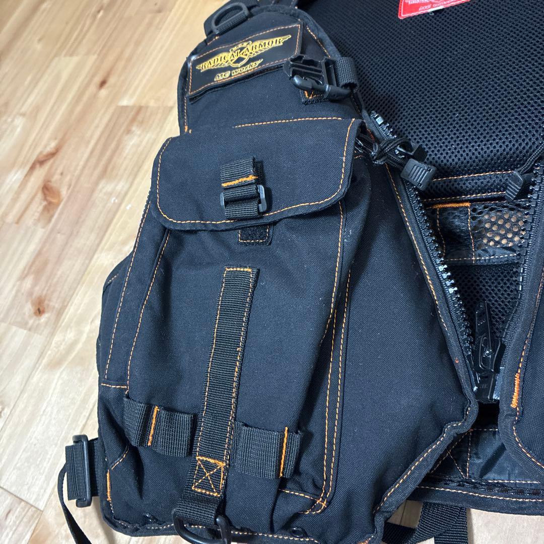 ライフジャケットMC works'/ROCKMAN VEST-1R