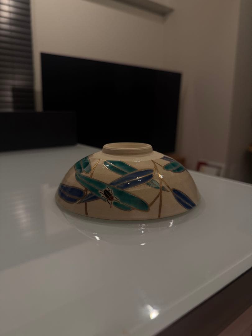 花虫文平茶碗　鳴滝窯