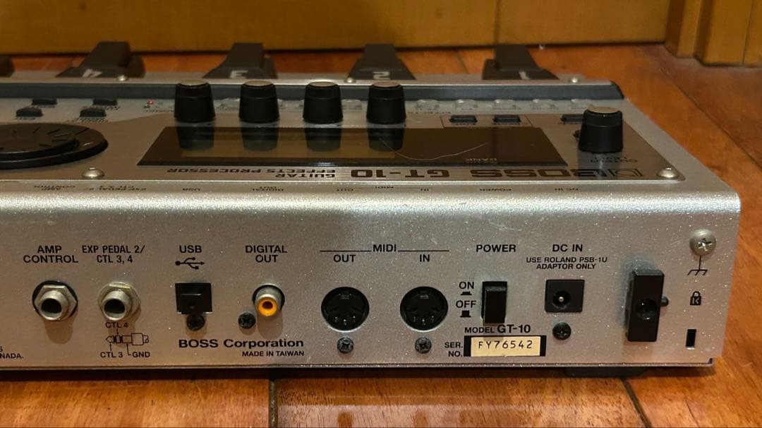 値下げ！超美品☆BOSS GT-10 マルチエフェクター 動作良好♪