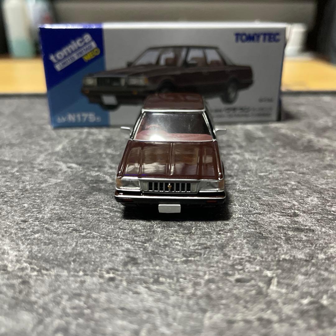 クラウン　ミニカー