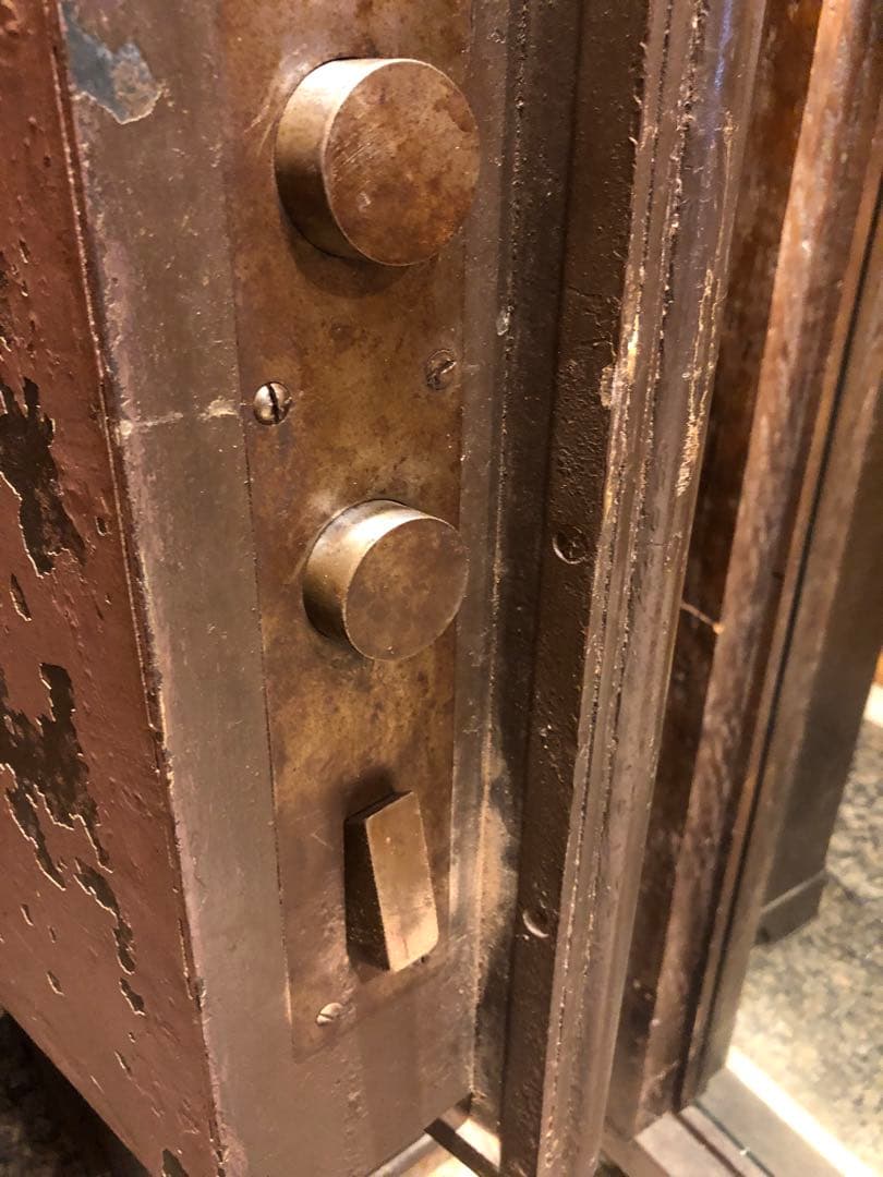 アンティークドイツ製金庫1900年初頭