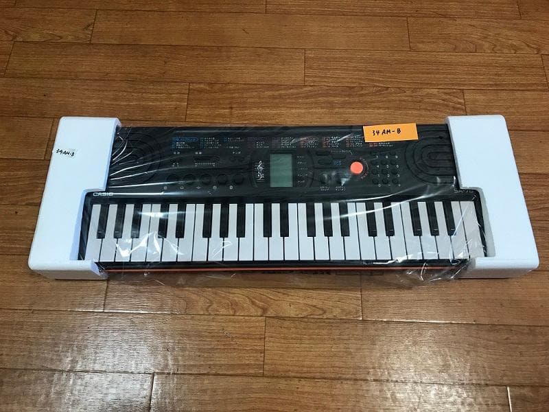 CASIO SA-76 シンセサイザ 44鍵盤 新品未使用 箱無 34AM-B