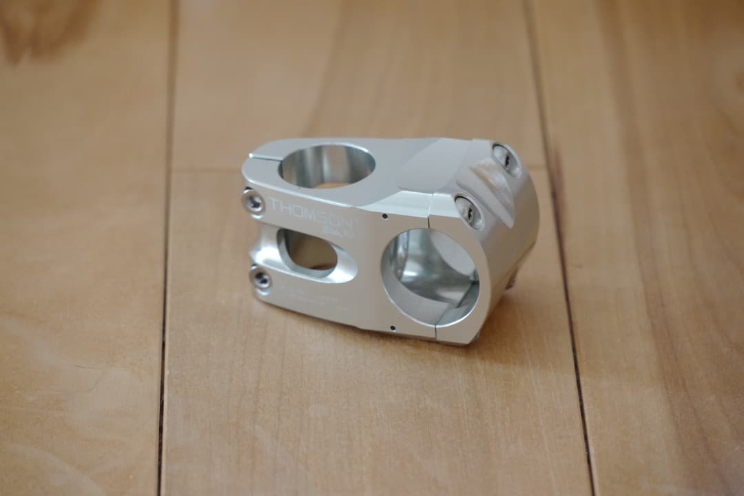 THOMSONステム(アヘッド) ハンドルクランプ径31.8mm