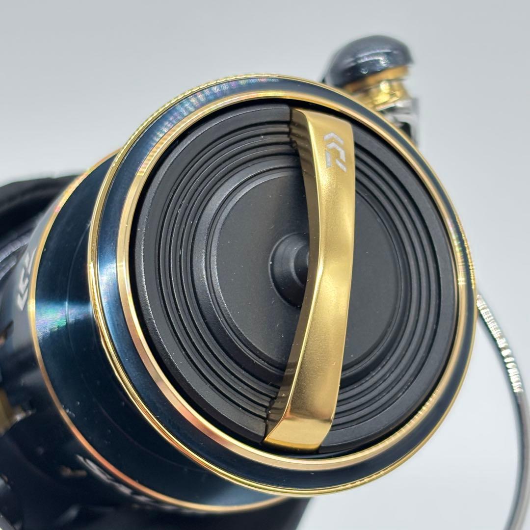 【未使用】DAIWA 23 SALTIGA 4000-XH 23ソルティガ