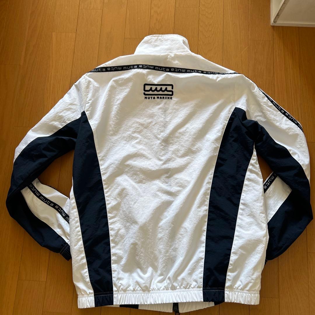 muta marineトラックジャケット