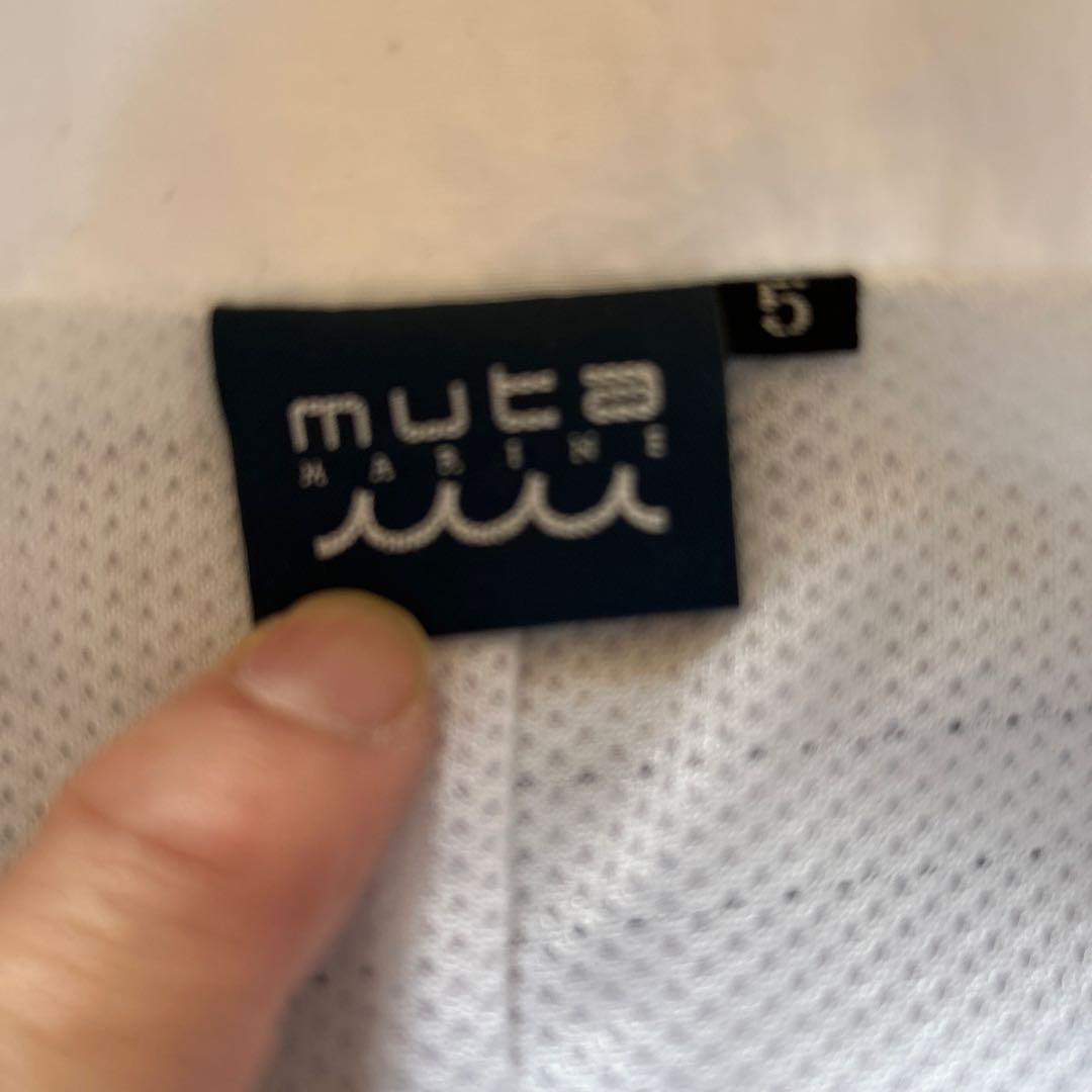 muta marineトラックジャケット