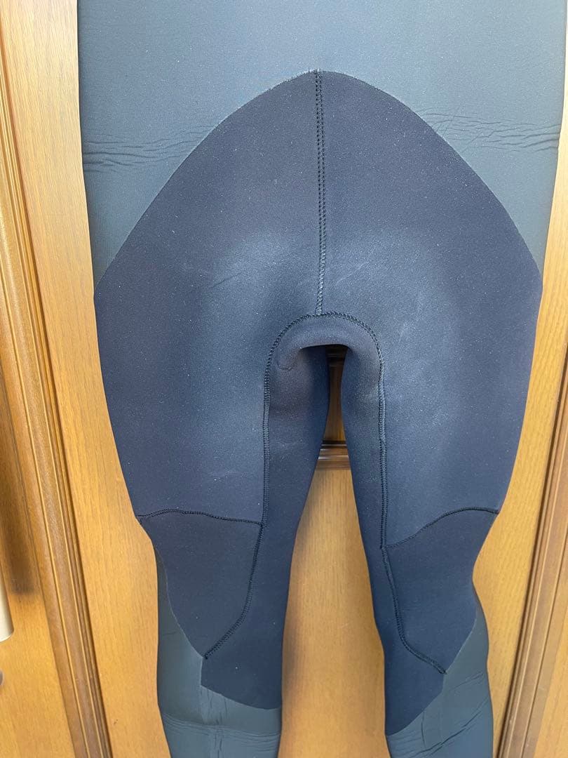 土曜まで早い者勝ち特別価格 Bewet ドライスーツ 黒