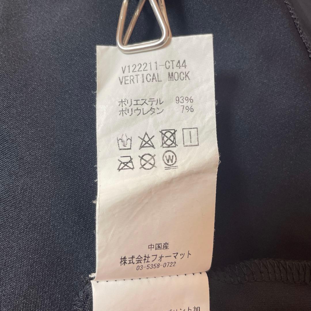 V12 ゴルフウェア　半袖 モックネック シャツ ロゴ　Mサイズ