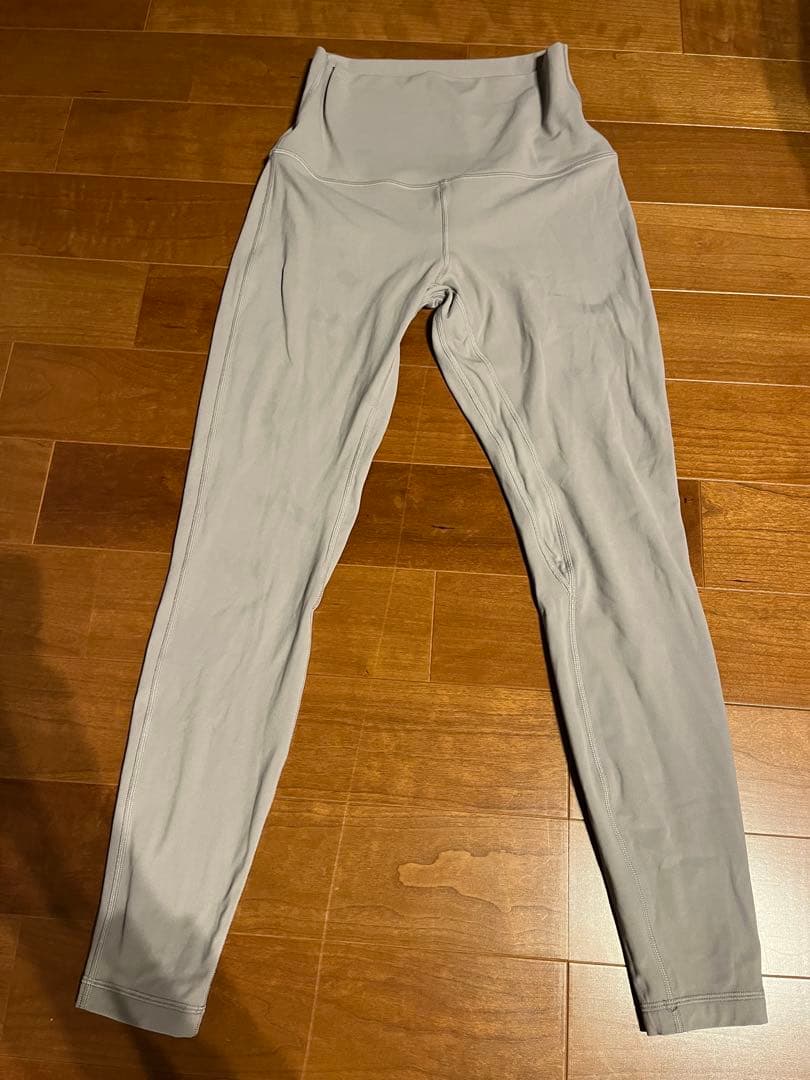 ルルレモン　レギンス　サイズ8
